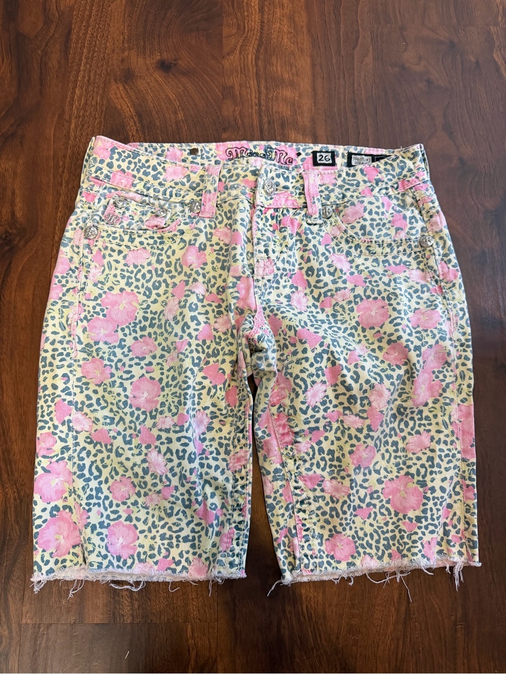 3/$30 ☀️ Miss Me Floral Leopard Print Pink Denim Bermuda Shorts